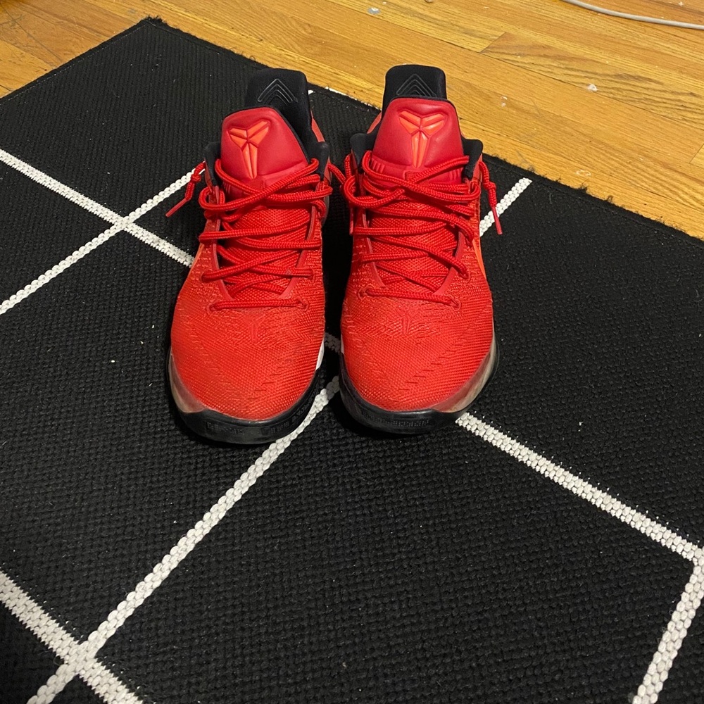Kobe - Picture 2 of 3